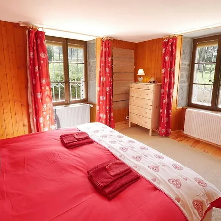 Domaine De Bellevue Du Mont Poupet * Marnoz