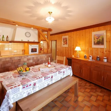 Domaine De Bellevue Du Mont Poupet Marnoz